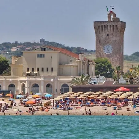 Nel Blu Dipinto Di Blu