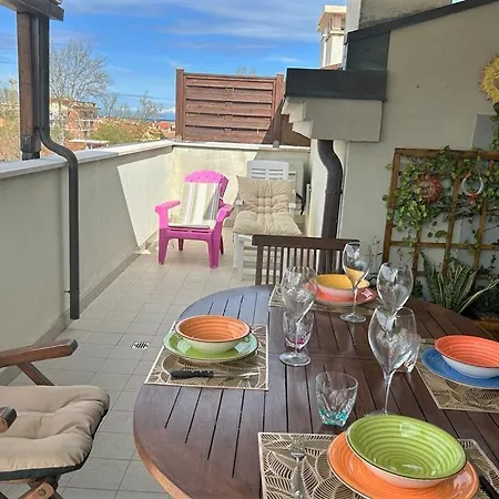 Nel Blu Dipinto Di Blu *