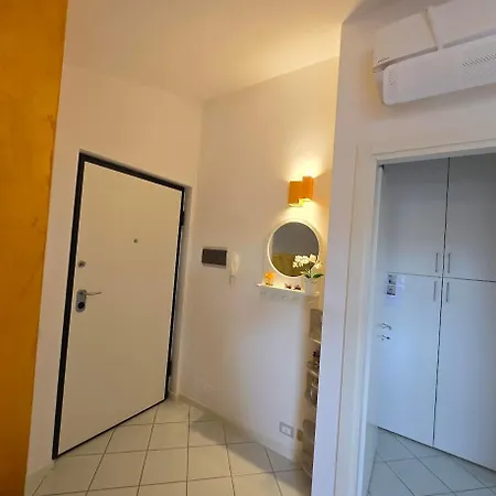 Nel Blu Dipinto Di Blu *